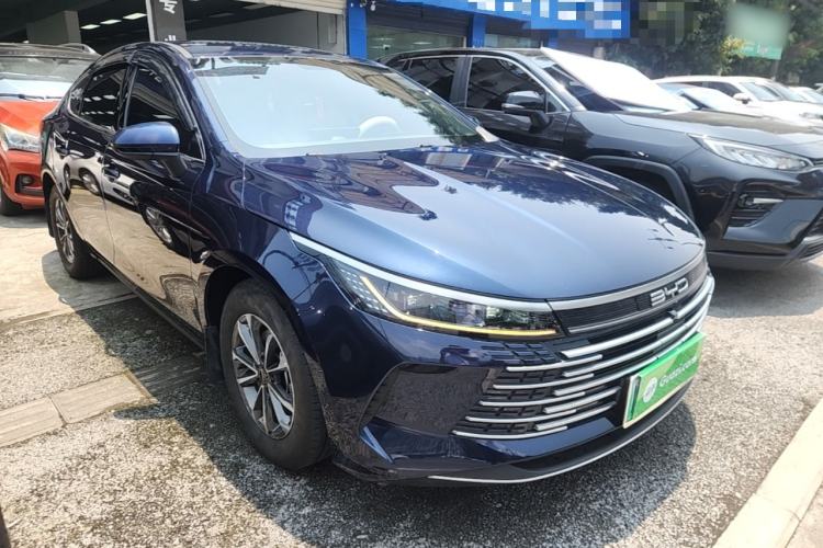 Used BYD Destroyer 05 2024 HONOR Edition DM-i 55KM Luxury Model Front Right 45 Deg