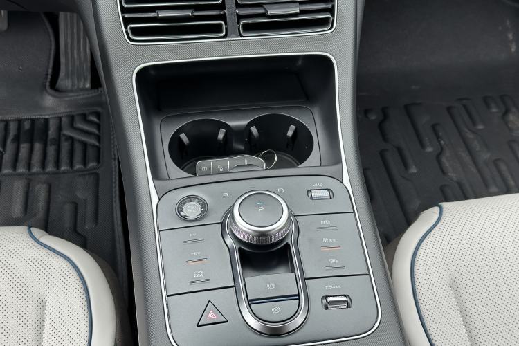 Used BYD Destroyer 05 2024 HONOR Edition DM-i 55KM Luxury Model Gear Lever