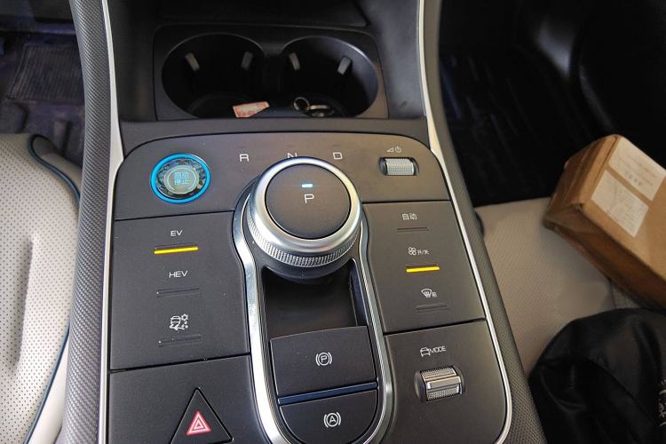 Used BYD Destroyer 05 2024 HONOR Edition DM-i 120KM Flagship Model Gear Lever