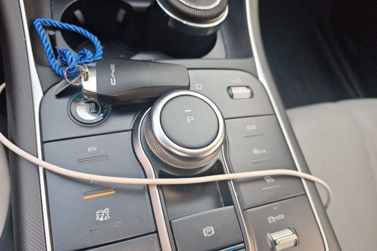 Used BYD Destroyer 05 2024 HONOR Edition DM-i 55KM Luxury Model Gear Lever