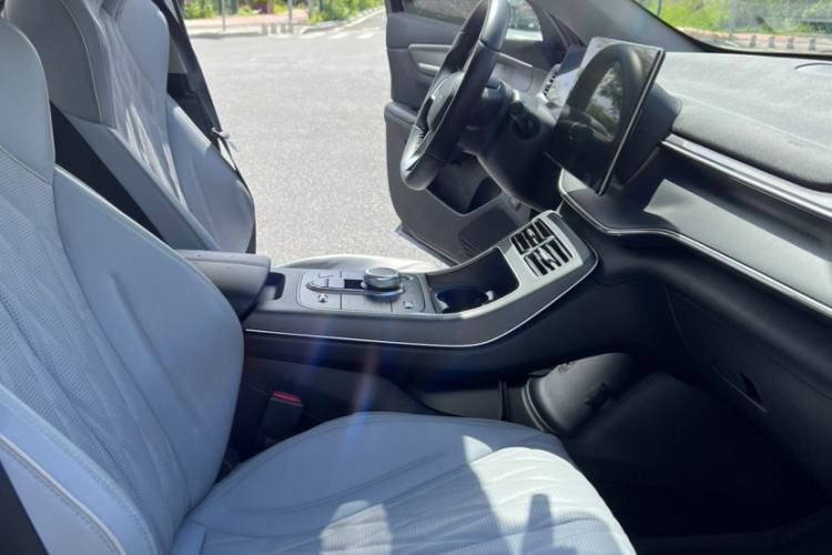 Used BYD Destroyer 05 2024 HONOR Edition DM-i 55KM Luxury Model Interior 3