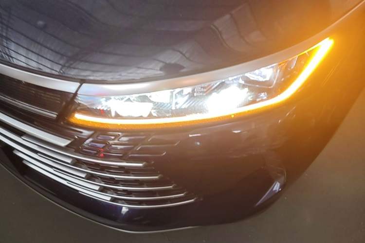 Used BYD Destroyer 05 2024 HONOR Edition DM-i 55KM Luxury Model Left Front Headlight