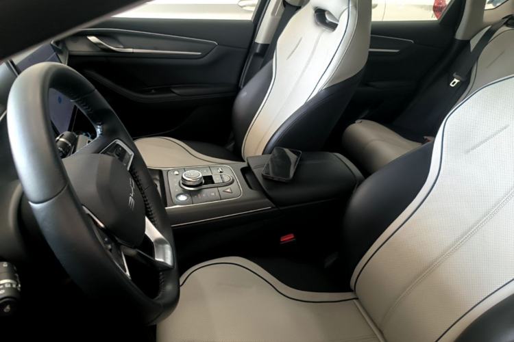Used BYD Destroyer 05 2024 Honor Edition DM-i 120KM Luxury Model Left Front Seat