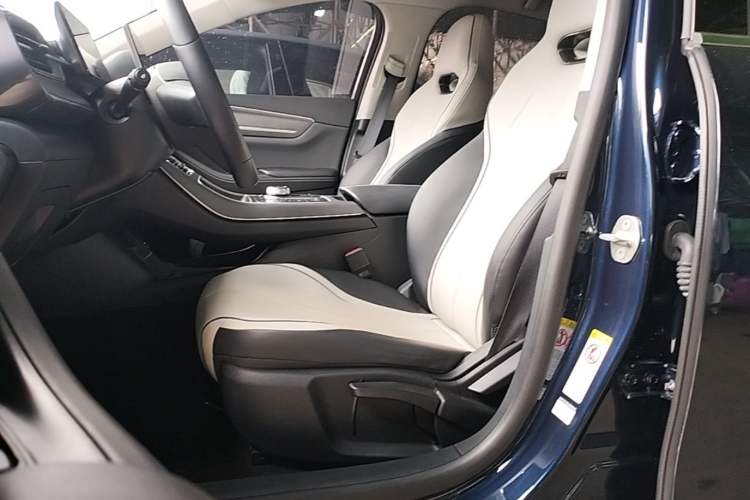 Used BYD Destroyer 05 2024 HONOR Edition DM-i 55KM Luxury Model Left Front Seat