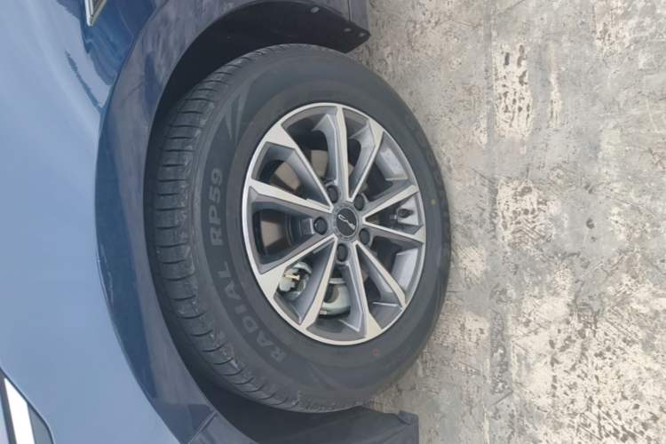 Used BYD Destroyer 05 2024 HONOR Edition DM-i 55KM Luxury Model Left Front Wheel Hub