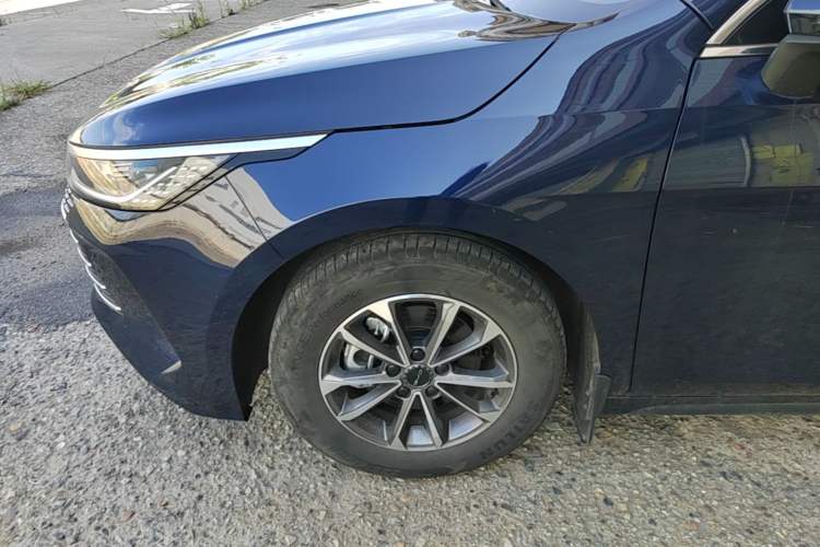 Used BYD Destroyer 05 2024 HONOR Edition DM-i 55KM Luxury Model Left Front Wheel Hub