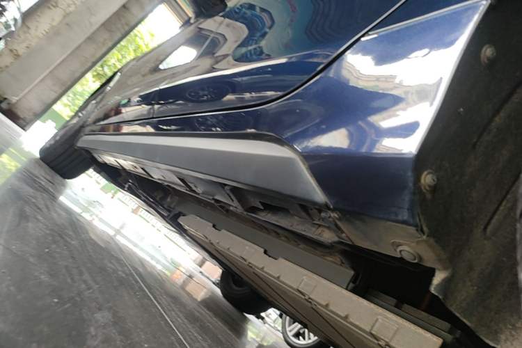 Used BYD Destroyer 05 2024 HONOR Edition DM-i 55KM Luxury Model Left Side Sill