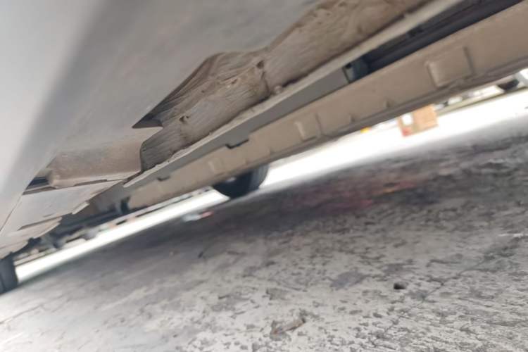 Used BYD Destroyer 05 2024 HONOR Edition DM-i 55KM Luxury Model Left Side Sill