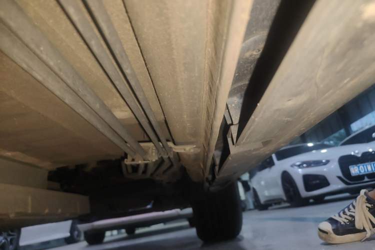 Used BYD Destroyer 05 2024 HONOR Edition DM-i 55KM Luxury Model Left Side Sill