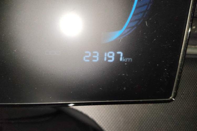 Used BYD Destroyer 05 2024 HONOR Edition DM-i 55KM Luxury Model Odometer Close Up