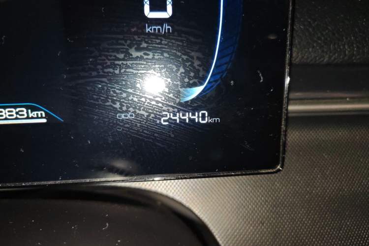 Used BYD Destroyer 05 2024 HONOR Edition DM-i 55KM Luxury Model Odometer Close Up