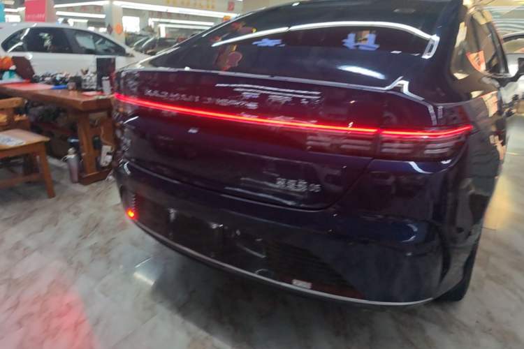 Used BYD Destroyer 05 2024 HONOR Edition DM-i 55KM Luxury Model Right Rear Taillight