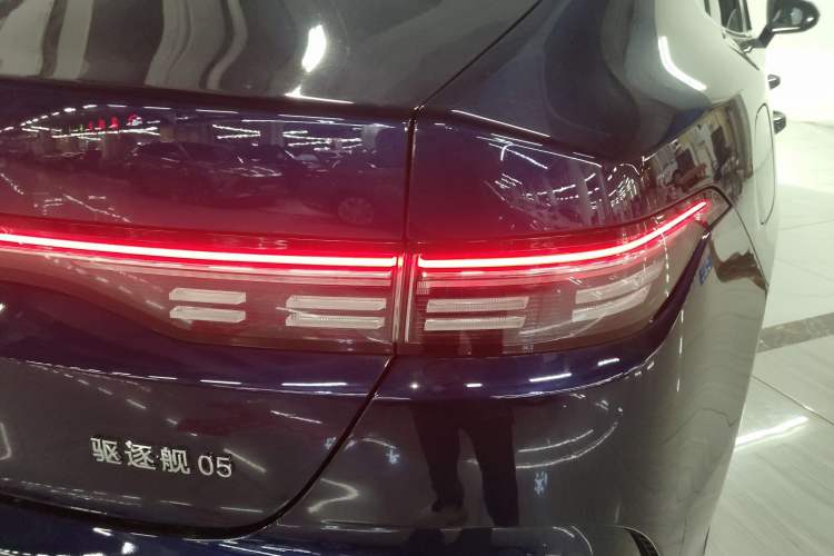 Used BYD Destroyer 05 2024 HONOR Edition DM-i 55KM Luxury Model Right Rear Taillight