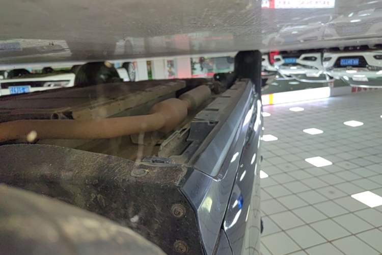 Used BYD Destroyer 05 2024 HONOR Edition DM-i 55KM Luxury Model Right Side Sill