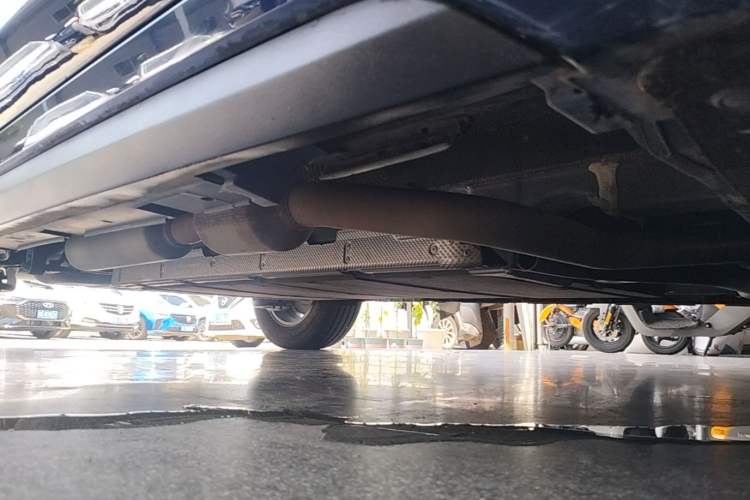 Used BYD Destroyer 05 2024 HONOR Edition DM-i 55KM Luxury Model Right Side Sill