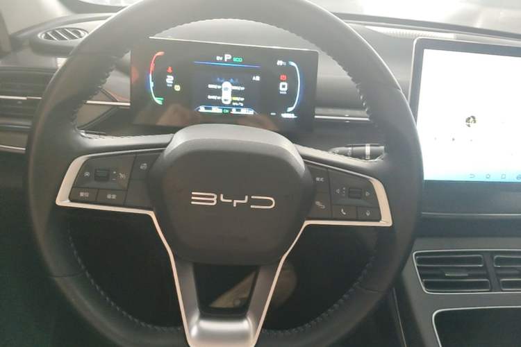 Used BYD Destroyer 05 2024 HONOR Edition DM-i 55KM Luxury Model Steering Wheel