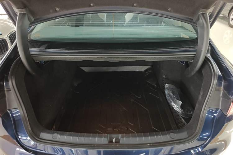 Used BYD Destroyer 05 2024 HONOR Edition DM-i 55KM Luxury Model Trunk
