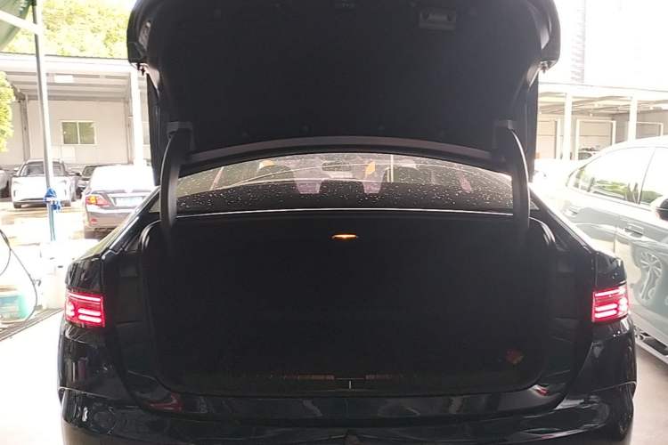 Used BYD Destroyer 05 2024 HONOR Edition DM-i 55KM Luxury Model Trunk