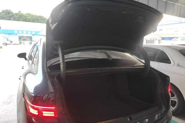 Used BYD Destroyer 05 2024 HONOR Edition DM-i 55KM Luxury Model Trunk
