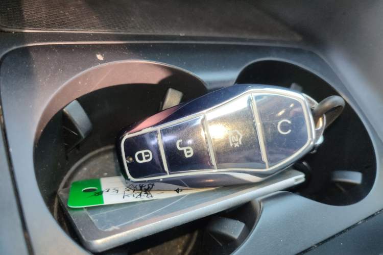 Used BYD Destroyer 05 2024 HONOR Edition DM-i 55KM Luxury Model Vehicle Key