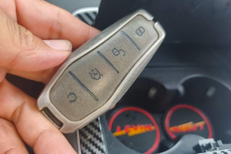 Used BYD Destroyer 05 2024 HONOR Edition DM-i 55KM Luxury Model Vehicle Key