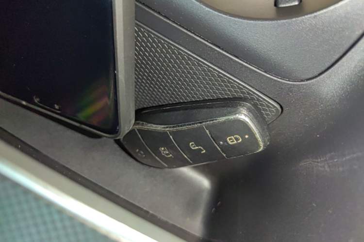 Used BYD Destroyer 05 2024 HONOR Edition DM-i 55KM Luxury Model Vehicle Key