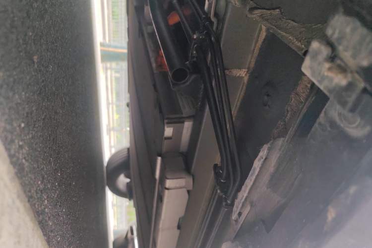 Used BYD Destroyer 05 2024 Honor Edition DM-i 120KM Luxury Model Chassis Front Left