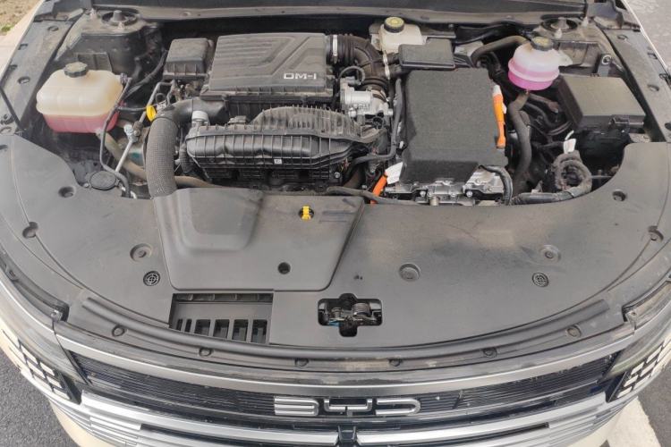 Used BYD Destroyer 05 2024 Honor Edition DM-i 120KM Luxury Model Engine Bay