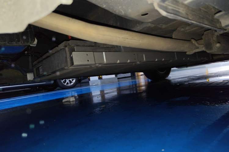 Used BYD Destroyer 05 2024 HONOR Edition DM-i 55KM Luxury Model Chassis Rear Right