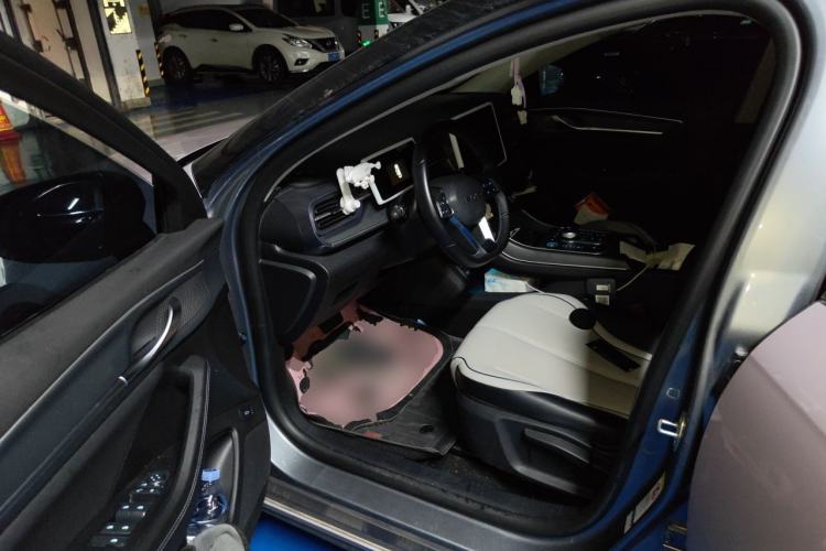 Used BYD Destroyer 05 2024 HONOR Edition DM-i 55KM Luxury Model Driver Seat
