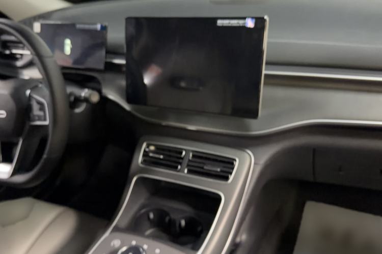 Used BYD Destroyer 05 2024 HONOR Edition DM-i 55KM Luxury Model Audio And AC Panel