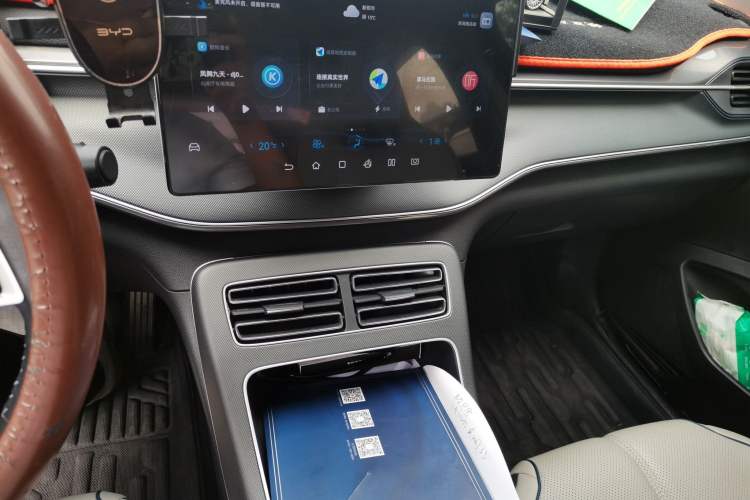 Used BYD Destroyer 05 2024 HONOR Edition DM-i 55KM Luxury Model Audio And AC Panel