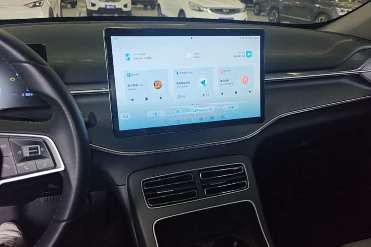 Used BYD Destroyer 05 2024 HONOR Edition DM-i 55KM Luxury Model Audio And AC Panel