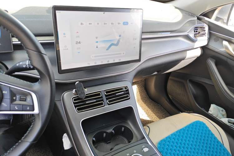 Used BYD Destroyer 05 2024 HONOR Edition DM-i 55KM Luxury Model Audio And AC Panel
