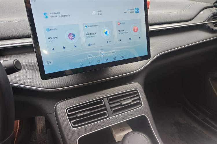 Used BYD Destroyer 05 2024 HONOR Edition DM-i 55KM Luxury Model Audio And AC Panel