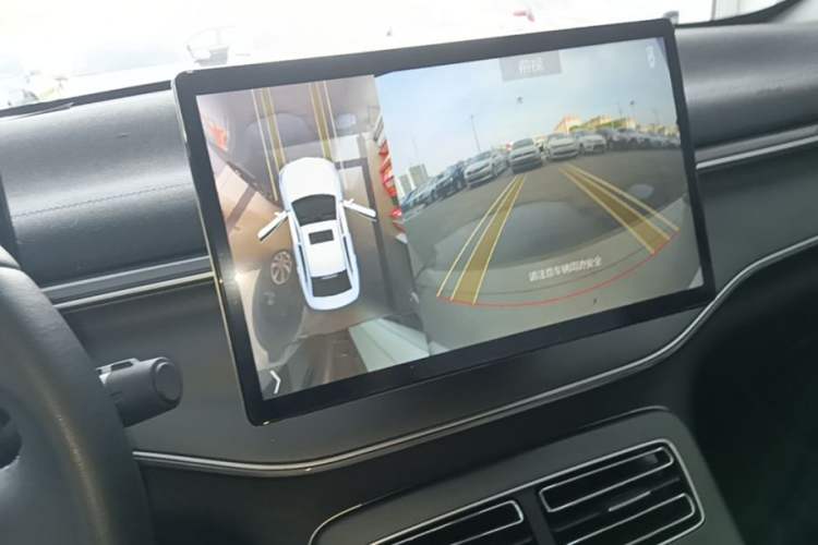 Used BYD Destroyer 05 2024 HONOR Edition DM-i 55KM Luxury Model Audio And AC Panel