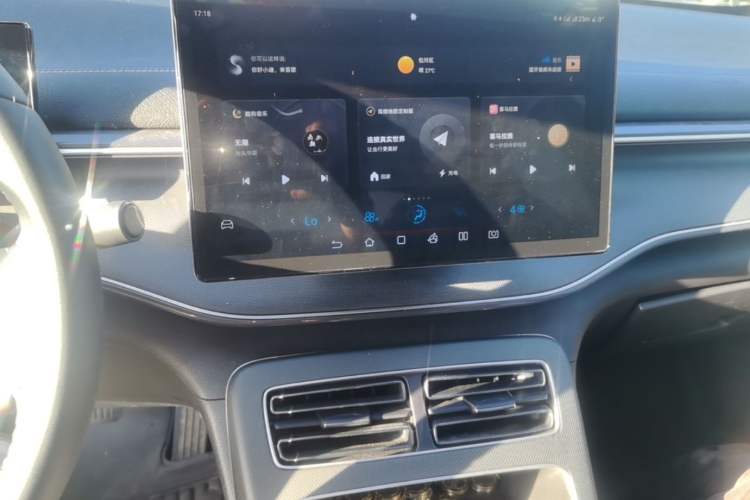 Used BYD Destroyer 05 2024 HONOR Edition DM-i 55KM Luxury Model Audio And AC Panel