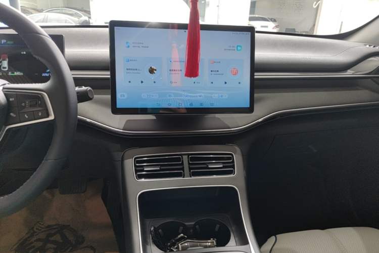 Used BYD Destroyer 05 2024 HONOR Edition DM-i 55KM Luxury Model Audio And AC Panel
