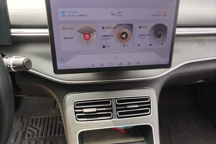 Used BYD Destroyer 05 2024 HONOR Edition DM-i 55KM Luxury Model Audio And AC Panel