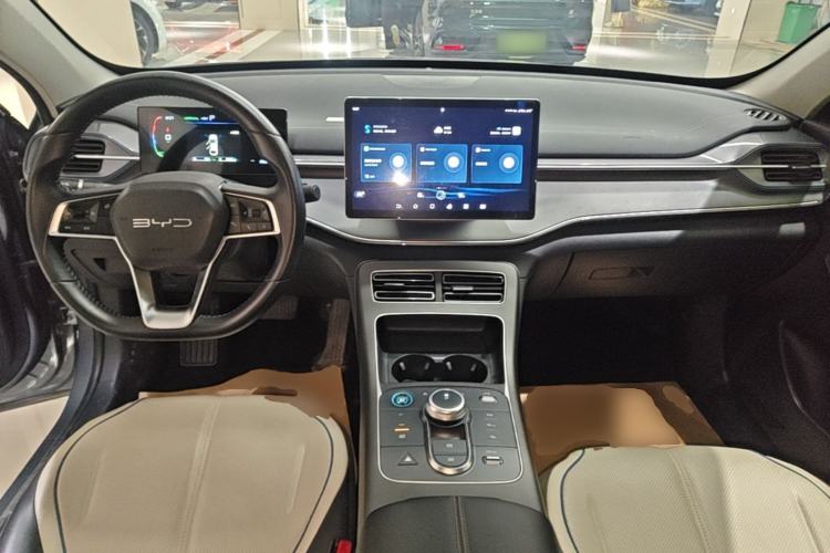 Used BYD Destroyer 05 2024 HONOR Edition DM-i 55KM Luxury Model Center Console