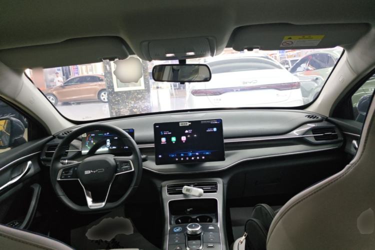 Used BYD Destroyer 05 2024 HONOR Edition DM-i 55KM Luxury Model Center Console