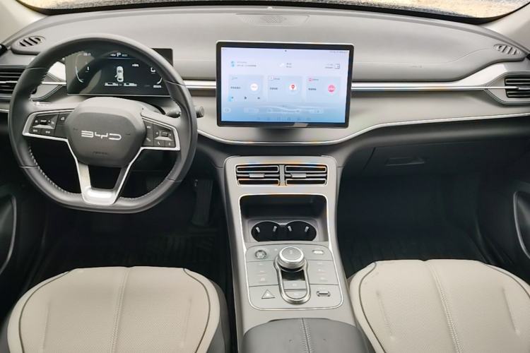 Used BYD Destroyer 05 2024 HONOR Edition DM-i 55KM Luxury Model Center Console