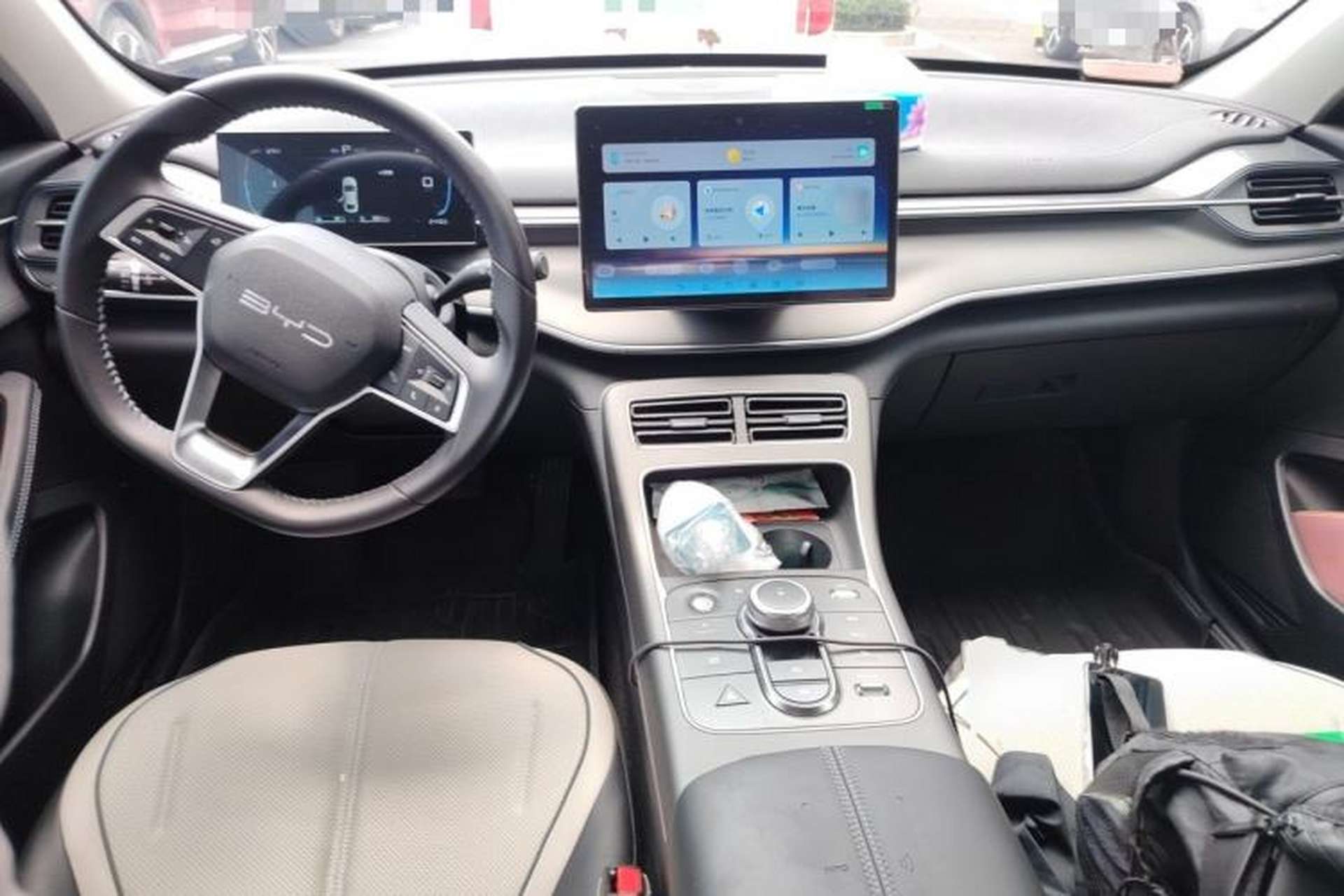 Used BYD Destroyer 05 2024 HONOR Edition DM-i 55KM Luxury Model Center Console