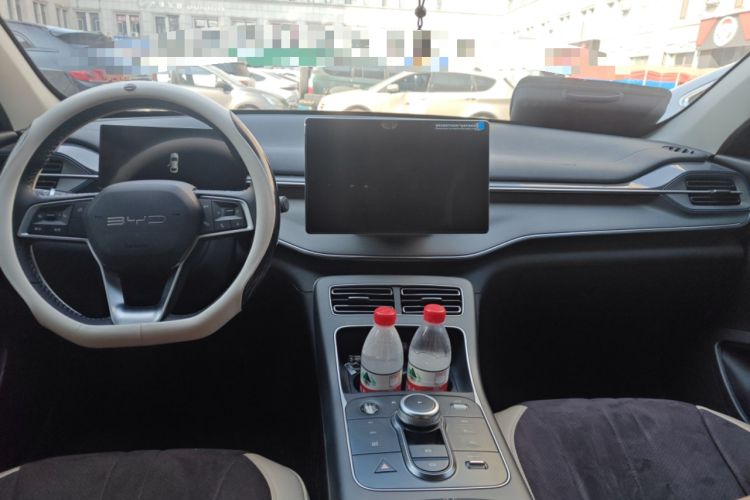 Used BYD Destroyer 05 2024 HONOR Edition DM-i 55KM Luxury Model Center Console