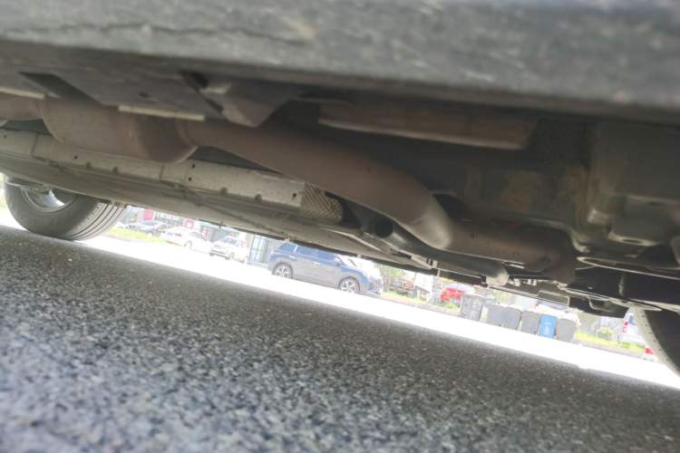 Used BYD Destroyer 05 2024 HONOR Edition DM-i 55KM Luxury Model Chassis Front Right