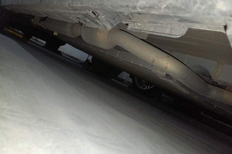 Used BYD Destroyer 05 2024 HONOR Edition DM-i 55KM Luxury Model Chassis Front Right