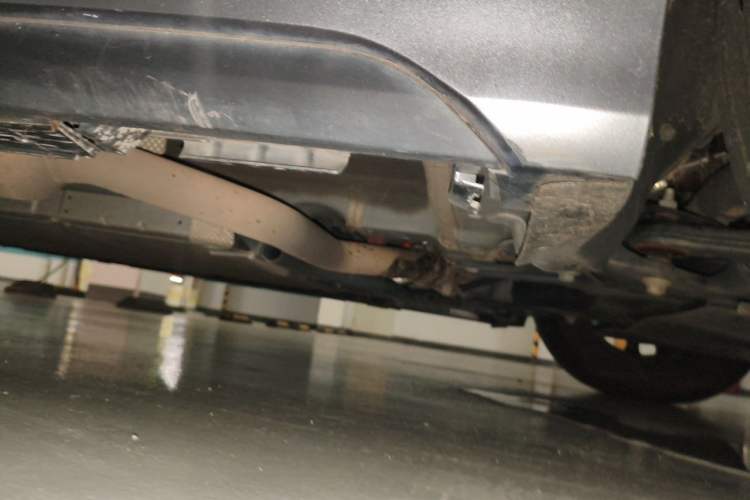 Used BYD Destroyer 05 2024 HONOR Edition DM-i 55KM Luxury Model Chassis Front Right