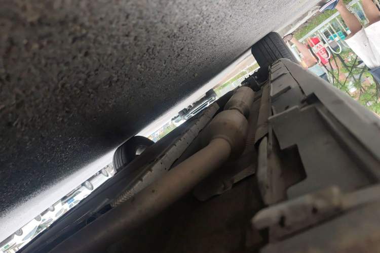 Used BYD Destroyer 05 2024 HONOR Edition DM-i 55KM Luxury Model Chassis Front Right