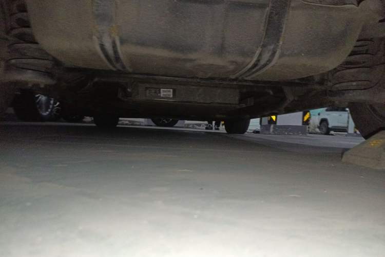 Used BYD Destroyer 05 2024 HONOR Edition DM-i 55KM Luxury Model Chassis Rear