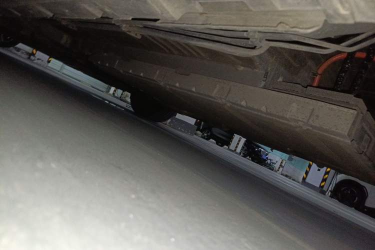 Used BYD Destroyer 05 2024 HONOR Edition DM-i 55KM Luxury Model Chassis Rear Left